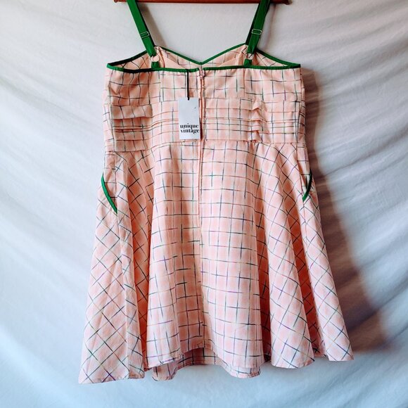 Unique Vintage Pink Plaid Fit & Flare Dress Size 1x - Picture 2 of 13